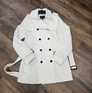 Banana Republic Trench Coat | Size XS | Ivory color |